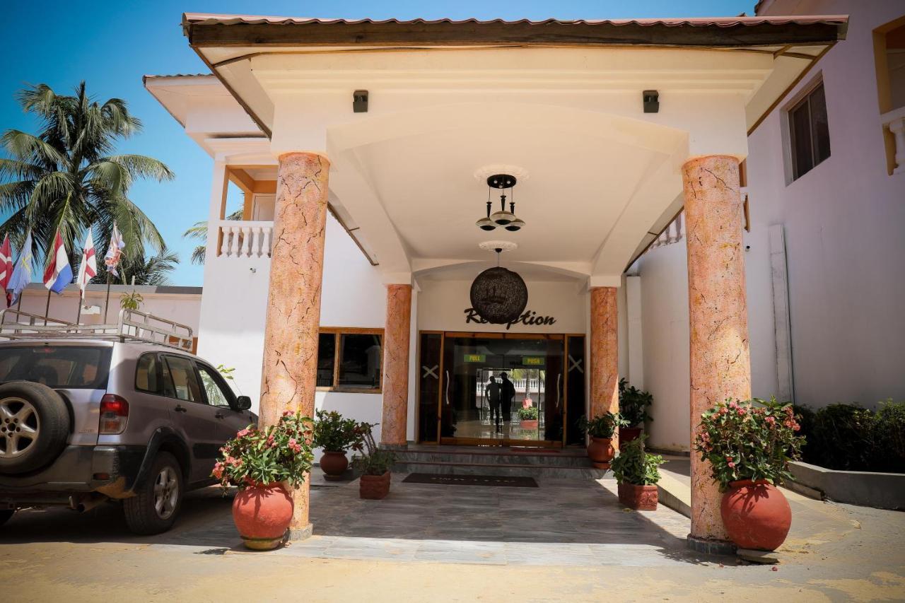 Mansea Beach Hotel Kololi Luaran gambar